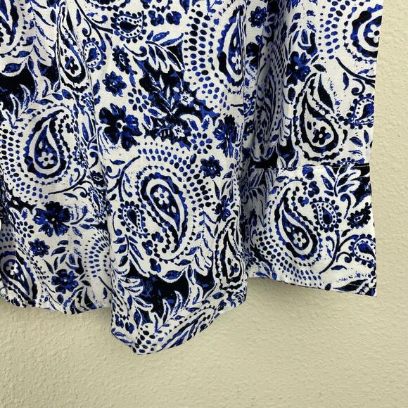 Talbots Women's Sz M Shirt Button Up Paisley White Blue Black Button Long Sleeve - Picture 5 of 7